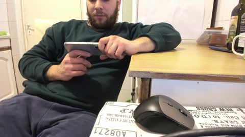 menu  below online show from January 4, 8:05 pm