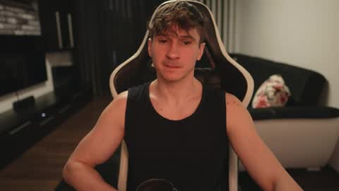 Dorian Reyes online show from March 24, 1:00 am