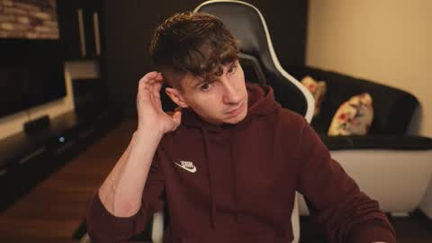 Dorian Reyes online show from March 12, 9:22 pm