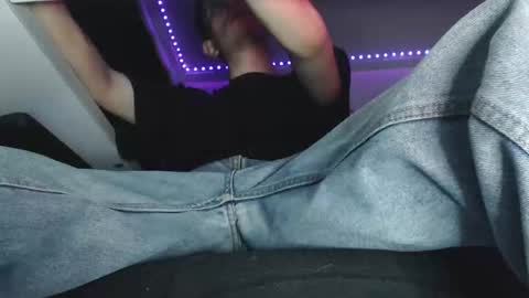 douglas_drake online show from October 26, 5:20 am