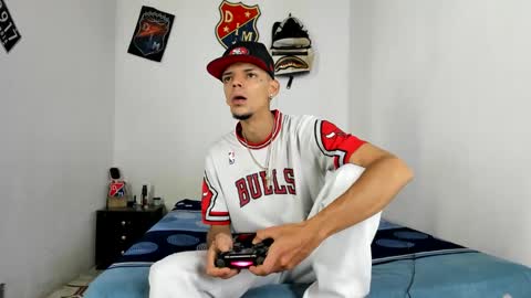 douglas_gallegos online show from January 17, 4:26 pm