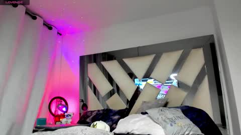 Douglas Safado online show from April 20, 5:21 am