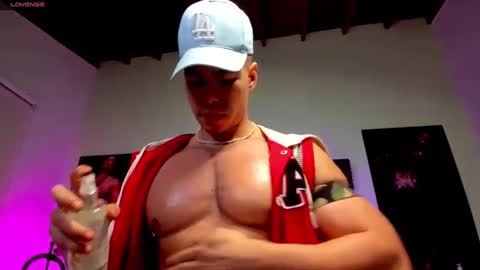 Douglas Safado online show from February 17, 9:35 am