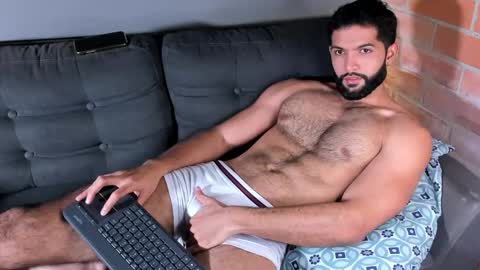 douglasskingjr online show from October 17, 6:01 pm