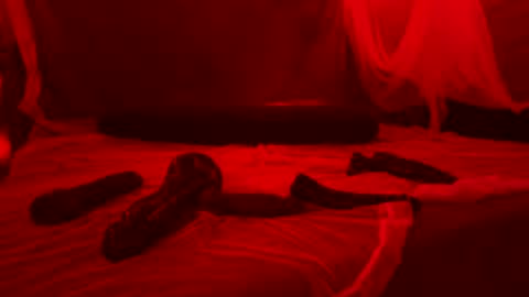 downthehole69 online show from July 23, 11:18 am
