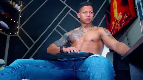 Drake online show from February 26, 2:04 am