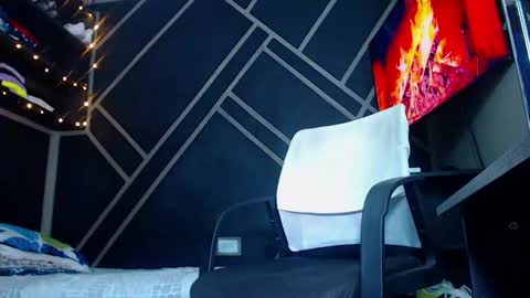 Drake online show from February 13, 7:31 pm