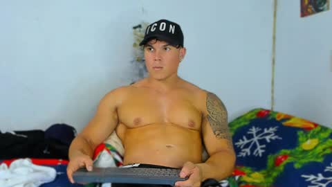 drake_xion1 online show from December 17, 10:22 pm