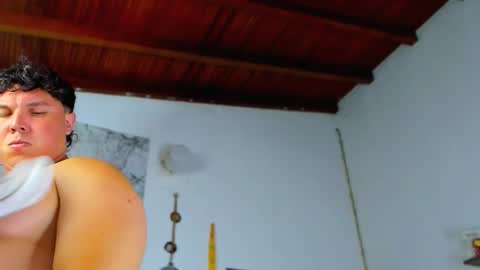 drake_xion1 online show from September 8, 11:48 pm