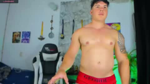 drake_xion1 online show from February 28, 11:34 pm