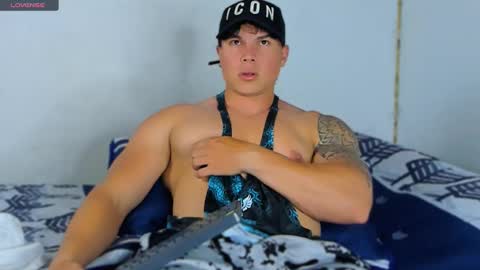 drake_xion1 online show from February 18, 10:36 pm