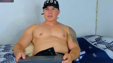 drake_xion1 online show from February 22, 10:48 pm