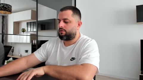 Draven A online show from February 9, 9:16 am