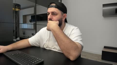 DravenPeak online show from November 23, 1:33 pm