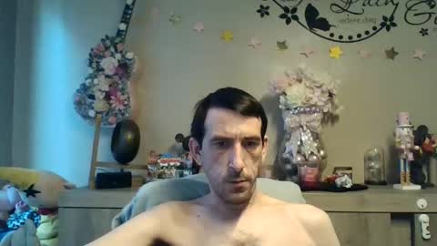 dreamguy38 online show from December 4, 9:05 am