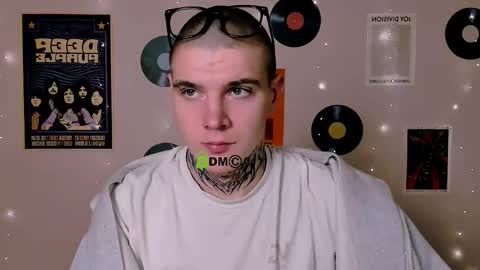 drew_soft_ online show from December 2, 2:03 am