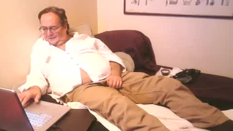 Dr. Feelgood online show from December 25, 4:54 am