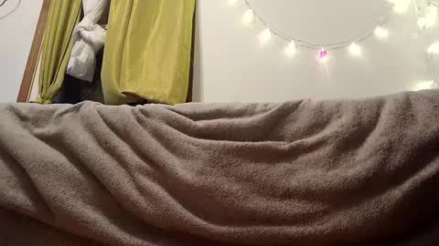 droc1824 online show from December 3, 8:14 am