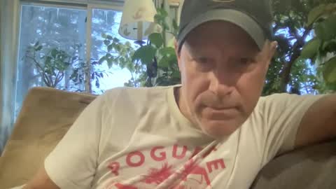 Steve online show from February 2, 9:56 pm