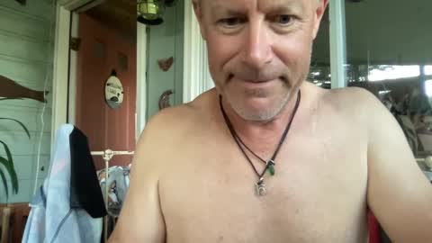 Steve online show from October 3, 9:42 pm