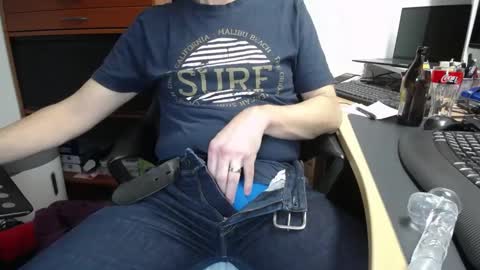 Snapshot of duderuhornyx chatting on March 7, 11:37 pm duderuhornyx online show from March 7, 11:37 pm