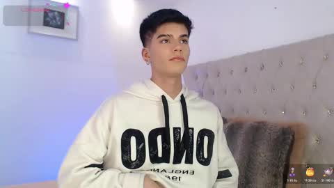 Dulcey online show from November 10, 4:50 am