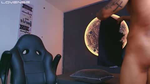 duran_dhikol1 online show from April 2, 5:16 am