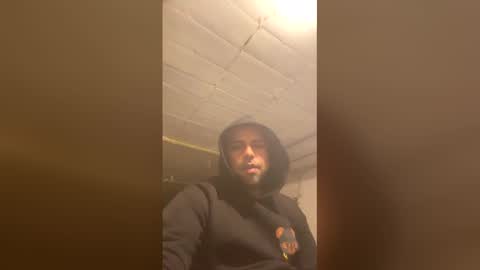 dutchanallover1997 online show from January 8, 7:19 pm