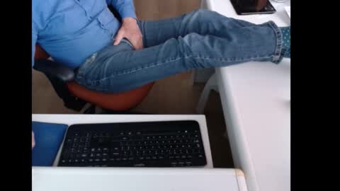 dutchpornking2 online show from October 7, 3:38 pm