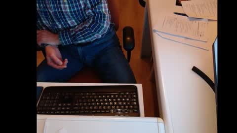 dutchpornking2 online show from December 24, 6:39 pm