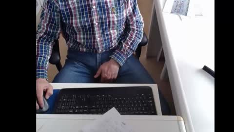 dutchpornking2 online show from March 4, 8:24 am