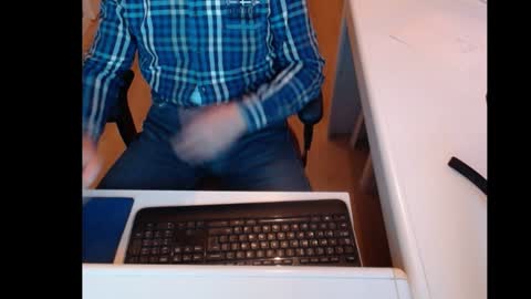 dutchpornking2 online show from January 7, 7:54 am