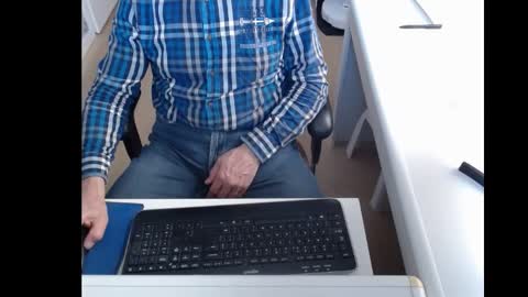 dutchpornking2 online show from February 23, 12:54 pm