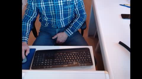 dutchpornking2 online show from January 17, 8:13 am