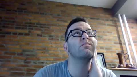 dweav240 online show from March 1, 5:01 pm