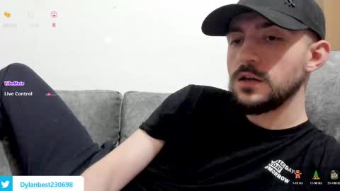 Dylan online show from June 2, 11:17 pm