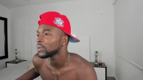 Dylan Taylor online show from December 23, 3:18 am