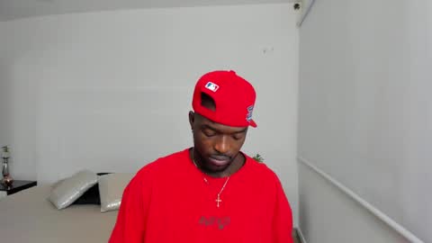 Dylan Taylor online show from March 11, 2:21 am