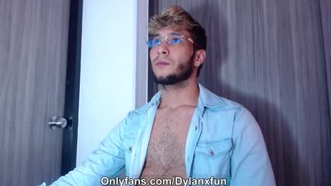 dylanxfun online show from October 7, 10:14 pm
