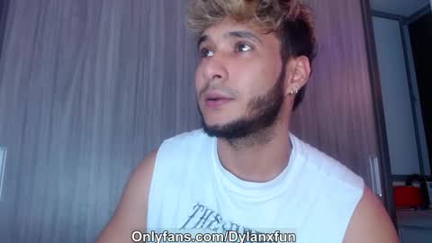 dylanxfun online show from October 9, 12:04 am