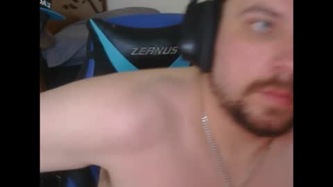 dylboi47 online show from October 14, 8:38 pm