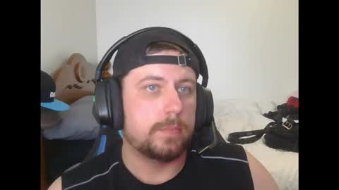 dylboi47 online show from October 13, 8:37 pm