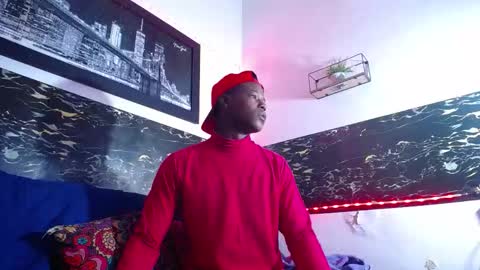 Snapshot of ebonny_stallion chatting on October 8, 3:27 pm Chris Palaz  online show from October 8, 3:27 pm