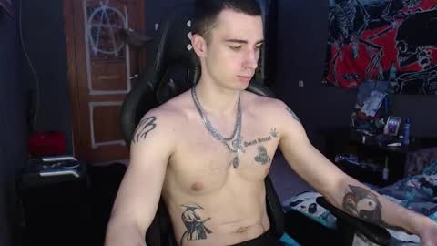 Eduar online show from November 25, 11:56 am