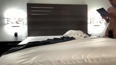 eduardomatsumotojr online show from September 23, 7:29 am