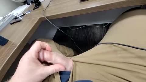 Eddya online show from January 28, 1:05 pm