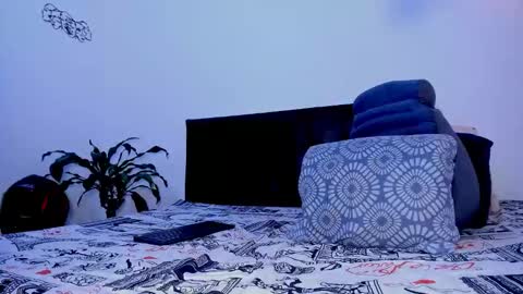 eiden_allenx1 online show from September 17, 9:32 am