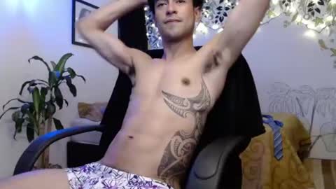 xoxo online show from December 4, 5:38 am