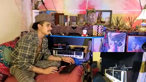 Snapshot of eleazar_blake chatting on October 3, 2:38 am Sir Eleazar online show from October 3, 2:38 am