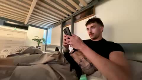 electron448 online show from October 18, 8:47 pm